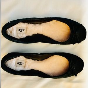 NEW in box UGG Lena dressy suede balletflats with bow, shearling lined, sz 9